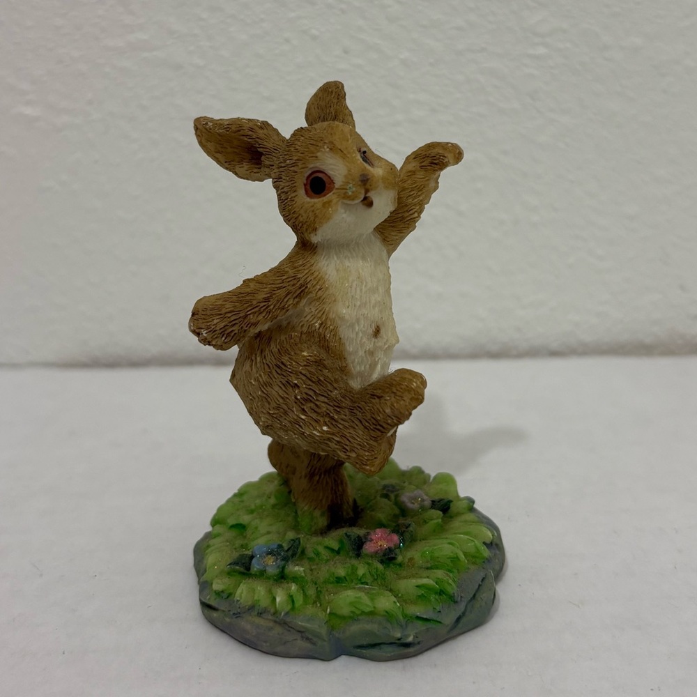 Brown Resin Skipping Bunny Figure Grass Patch Flowers EASTER's Holiday Hopping